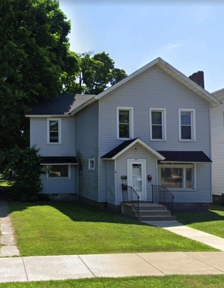 Exterior of Duplex - 41 S Howell St