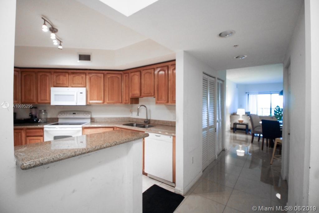 Foto principal - 4242 NW 2nd St