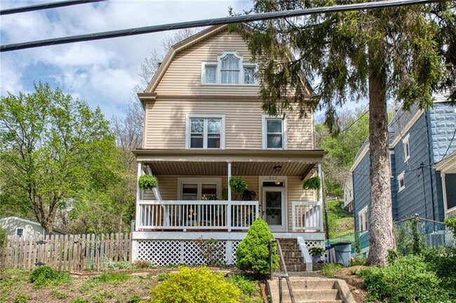 Building Photo - 911 Nevin Ave