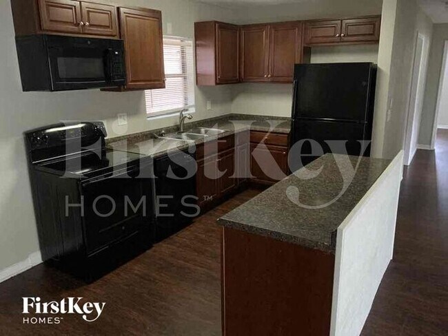 Foto del edificio - 3408 E Knollwood St