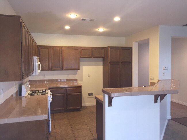 Foto del edificio - 13333 Snowbell Ln