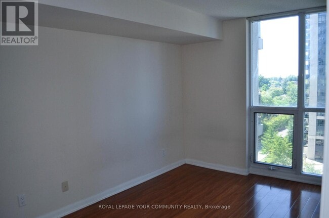 Photo du bâtiment - 2907-4968-4968 Yonge St