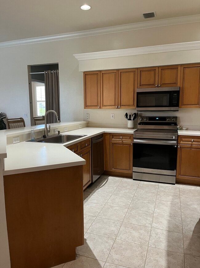 Kitchen - 12802 Vista Pine Cir