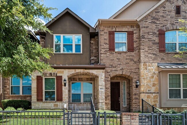 Foto del edificio - 853 Whitehall Dr