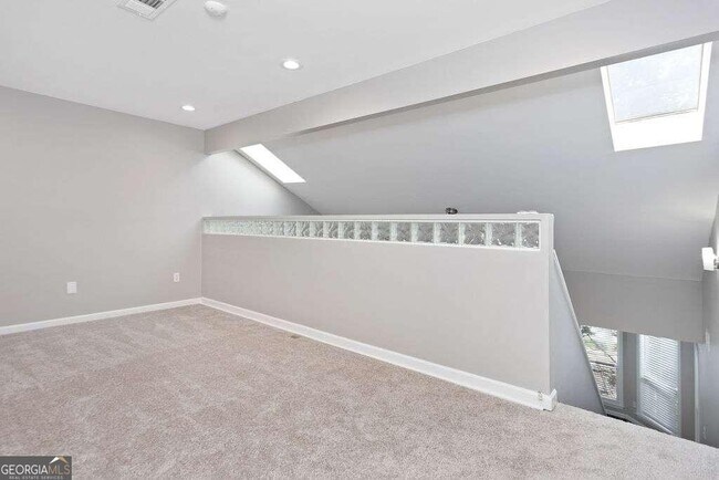 Foto del edificio - 133 McGill Park Ave NE