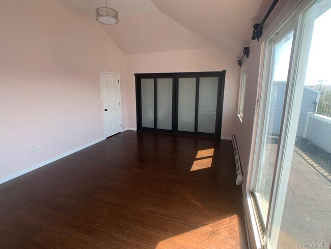 Building Photo - 1-84 Beach 97th St