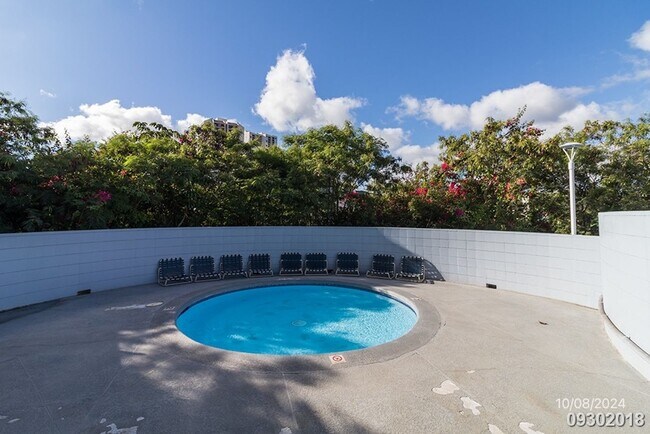 Foto del edificio - $2000.00|1bd/1ba Condominium ALL UTILITIES...