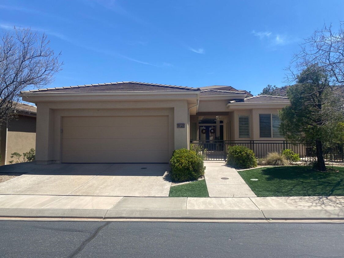 Foto principal - Furnished home in Sunbrook!