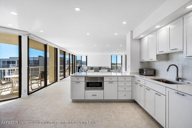 Building Photo - 3300 S Ocean Blvd