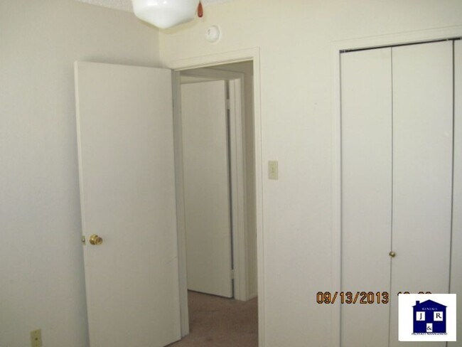 Building Photo - 114 Nelson Dr