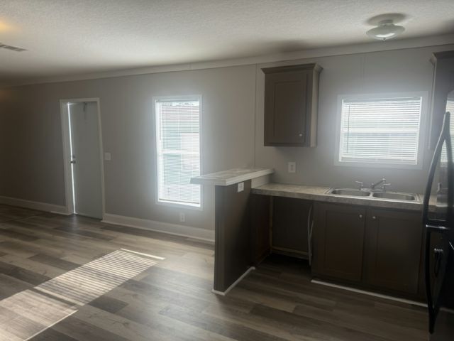 Foto del edificio - 9311 Sunset Dr