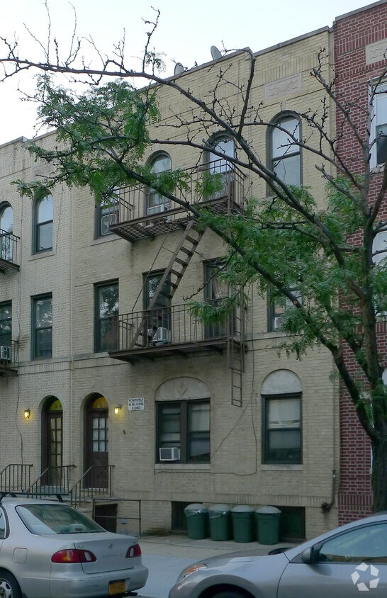 Building Photo - 31-37 35th St