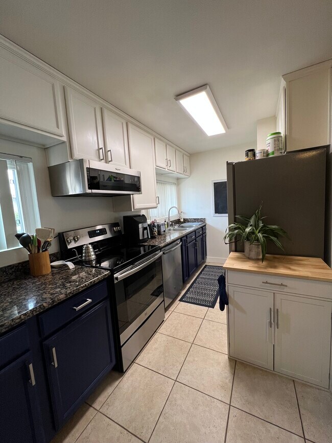 6555 Mount Ada Rd Unit 127, San Diego, CA 92111 Condo for Rent in San