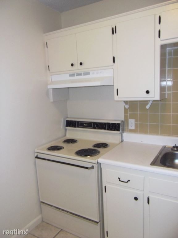 1340 E McDaniel St, Springfield, MO 65802 Condo for Rent in