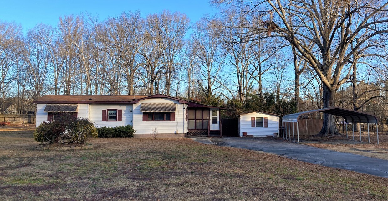 62 Hennon Dr NW, Rome, GA 30165 House Rental in Rome, GA