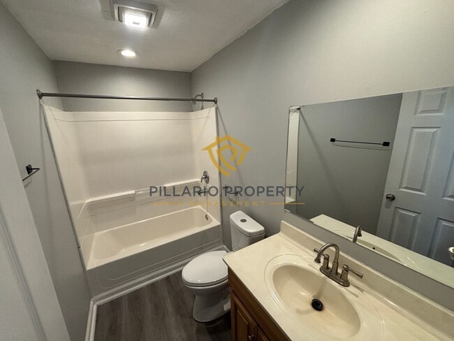 Building Photo - Renovated 3 Bed / 1 Bath in Anderson!