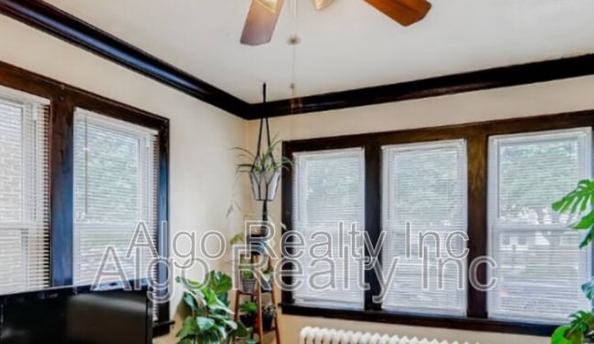 Foto del edificio - 3548 Portland Ave S