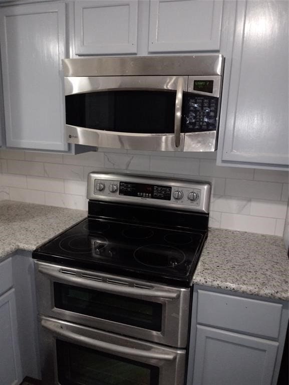 Foto del edificio - 3411 S Briar Knoll Dr