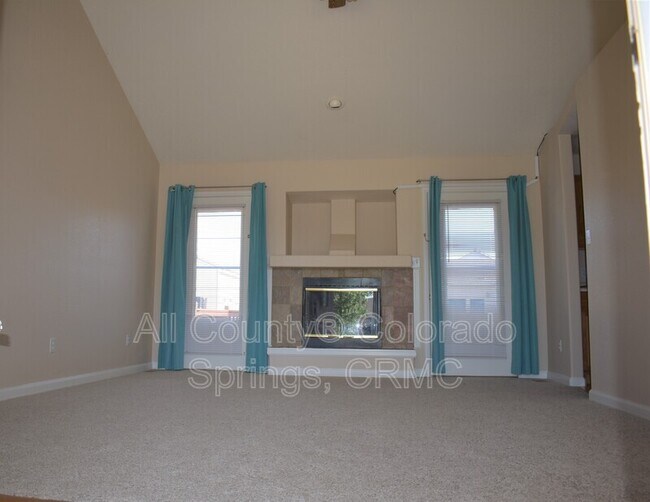 Foto del edificio - 11520 Cranston Dr
