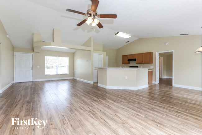 Foto del edificio - 1414 SW Apache Ave