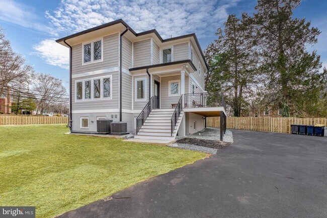 Foto del edificio - 9300 Riggs Rd