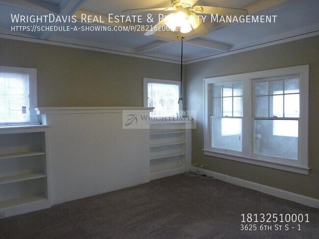 Foto del edificio - St. Pete Historic Grand View 2/2 home!