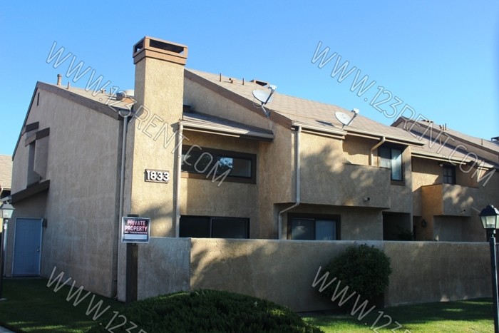 Primary Photo - 2BD/ 2 BTH TOWNHOUSE EAST LANCASTER