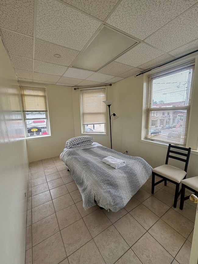 Building Photo - 158 Rockaway Ave