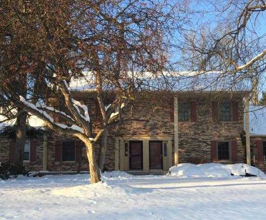 Foto principal - 1424 Lakeside Dr