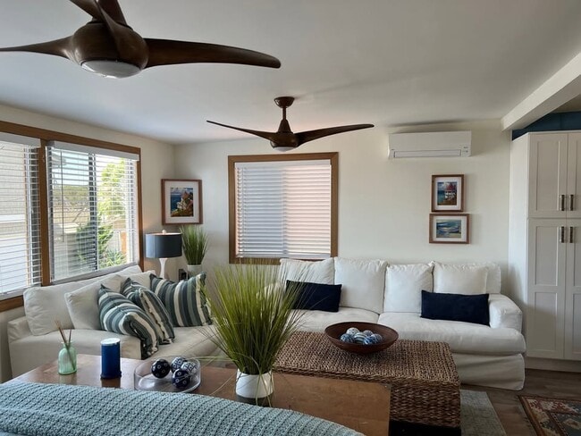 The Sandbar - Comfy coastal decore - 1026-1036 Gaviota Dr