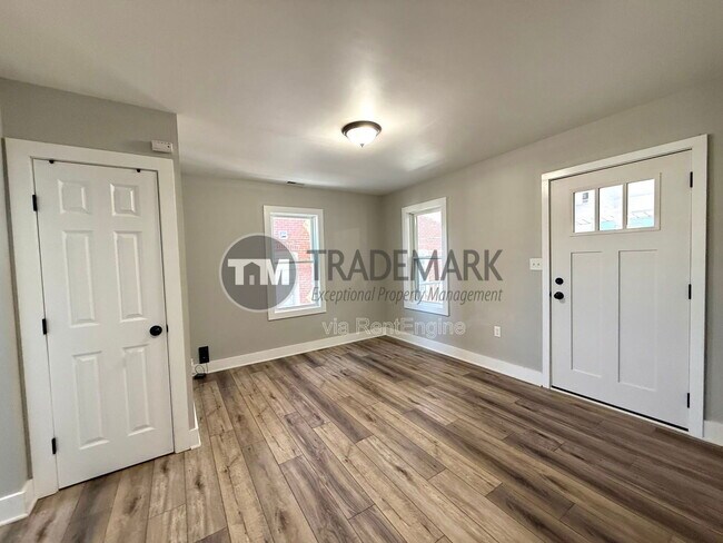 Building Photo - 42 N State St