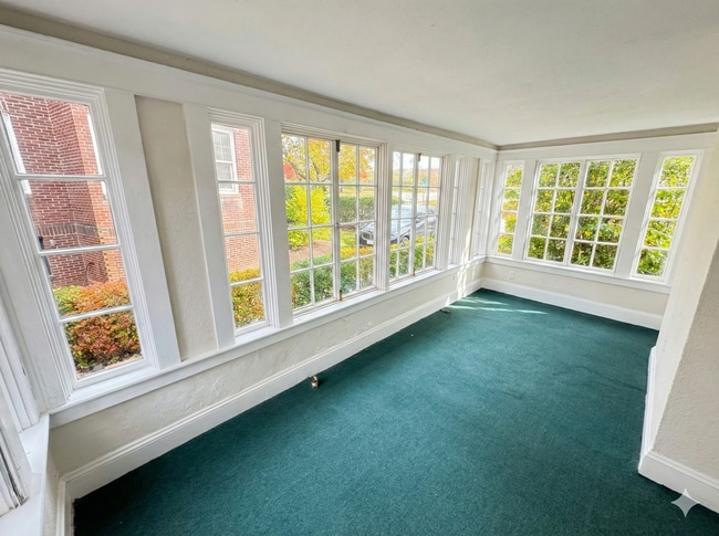 Building Photo - 214 Commonwealth Ave