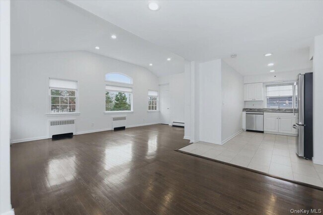 Foto del edificio - 98 Nassau Rd