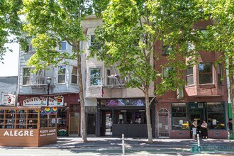 Building Photo - 542 Valencia St