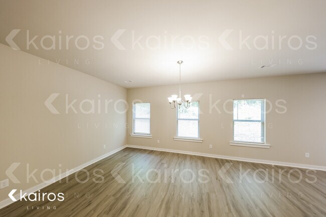Foto del edificio - 11671 Woodland Lake Rd.