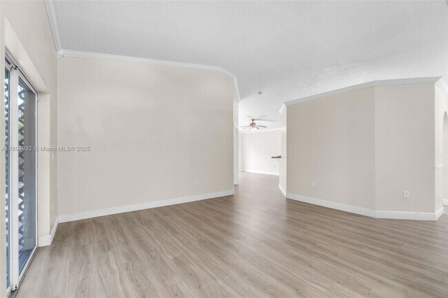 Building Photo - 14761 SW 156th Ave
