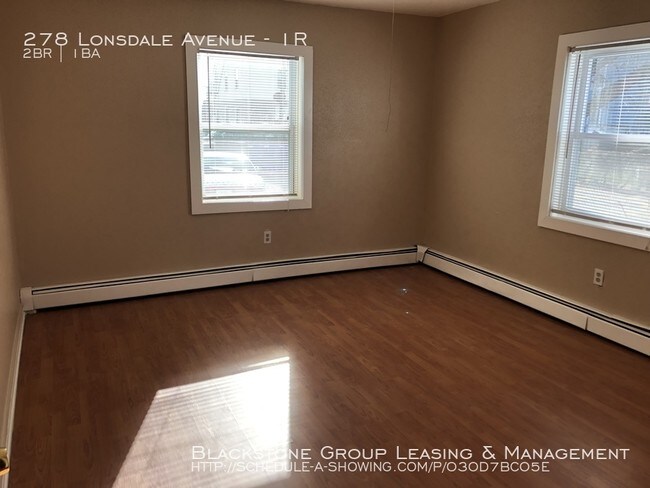 Building Photo - 278 Lonsdale Avenue