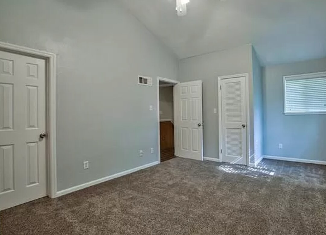 Foto del edificio - 2170 Dellwood Dr