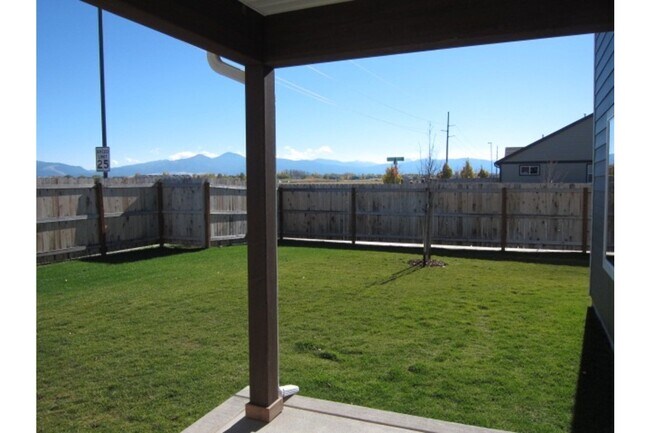 Foto del edificio - 1906 Leeward Ct