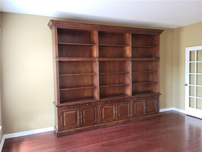 Building Photo - 7780 Wickley Dr