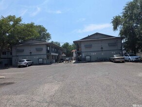 Building Photo - 1484 Lewis St