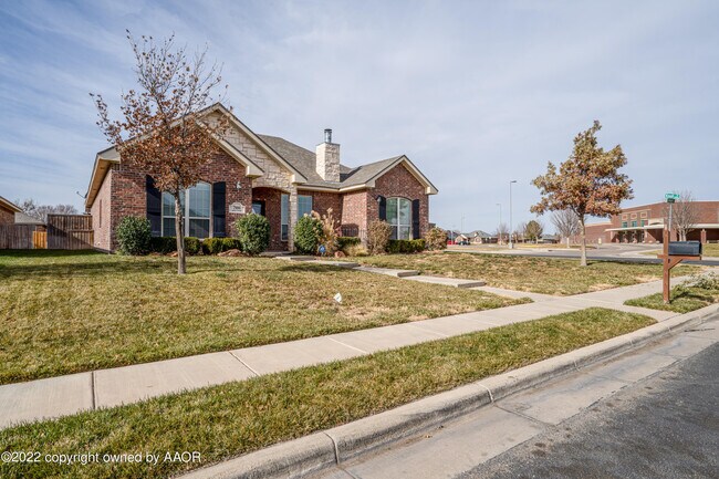 Foto del edificio - 7900 Shreveport Dr