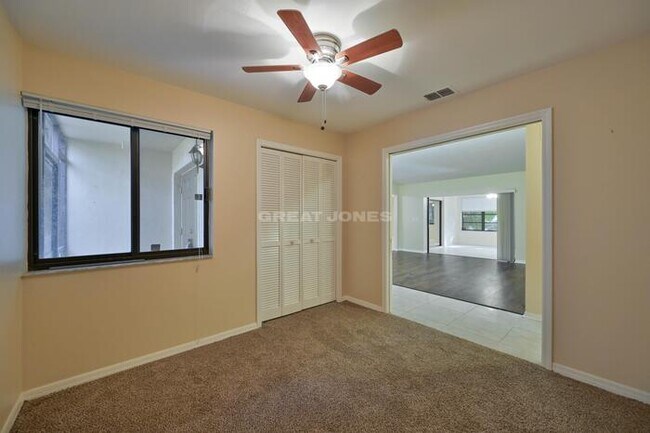 Building Photo - 5869 Wyldewood Lakes Ct