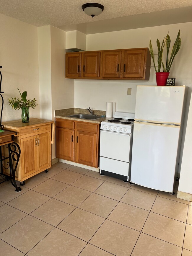 Building Photo - 5122 Likini St