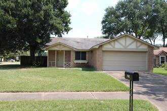 Building Photo - 3214 Keywood Ln