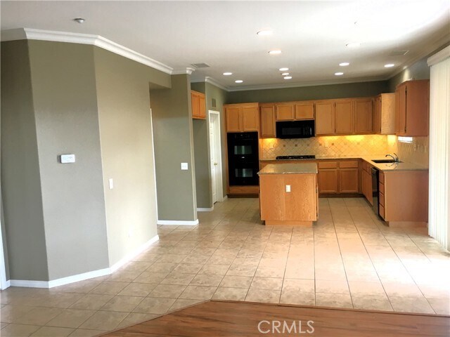 Foto del edificio - 15213 Hawk St