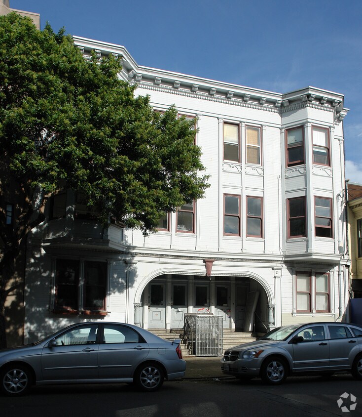 Primary Photo - 424 Francisco St