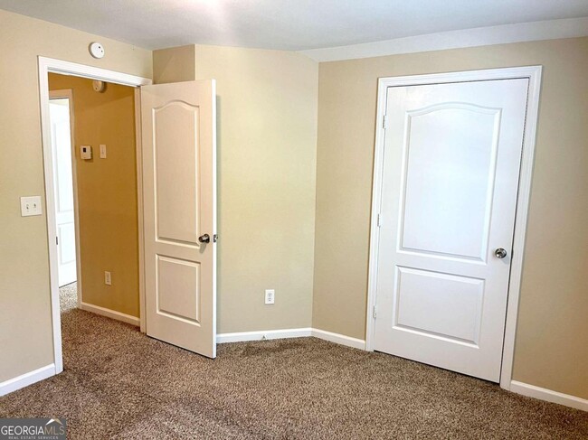 Building Photo - 110 Wellbrook Ct NE