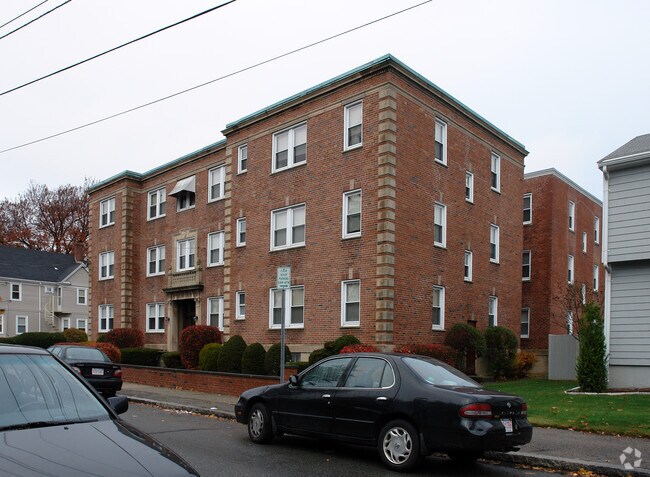 Building Photo - 20 Kemper St