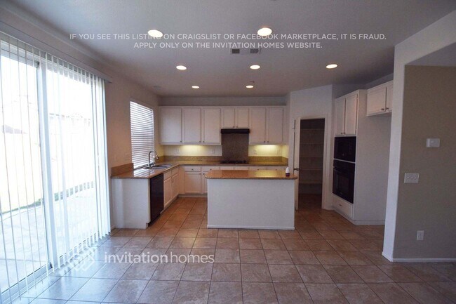 Foto del edificio - 7088 Verdugo Pl